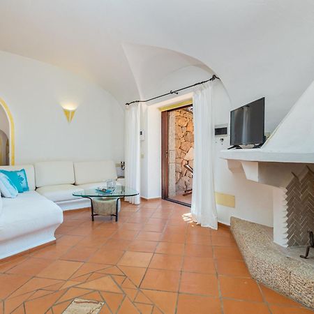 Sa Villa Cala Ginepro Монте Петросу Екстериор снимка